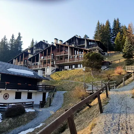 2 Pieces Equipe Avec Parking Prive Apartamento Gryon