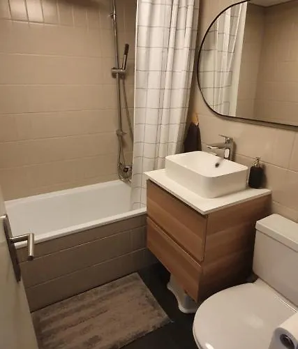 2 Pieces Equipe Avec Parking Prive Apartamento *